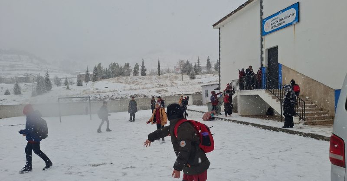 Ankara’da kırsalda okullara kar tatili!