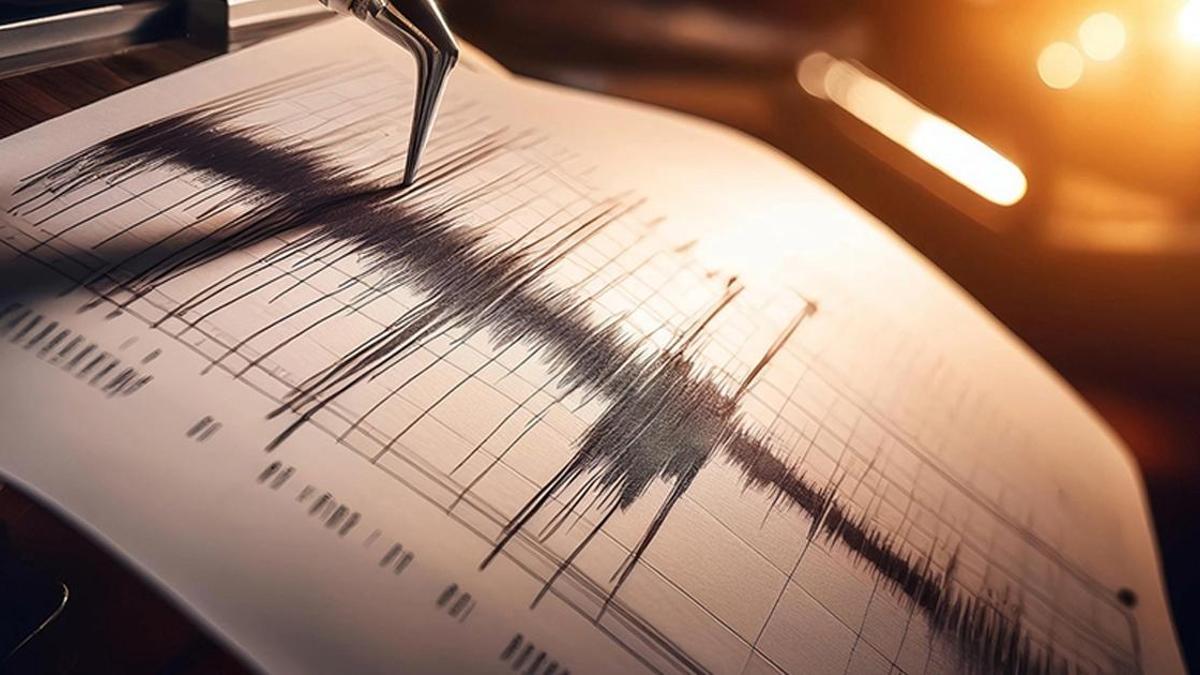Antalya’da korkutan deprem