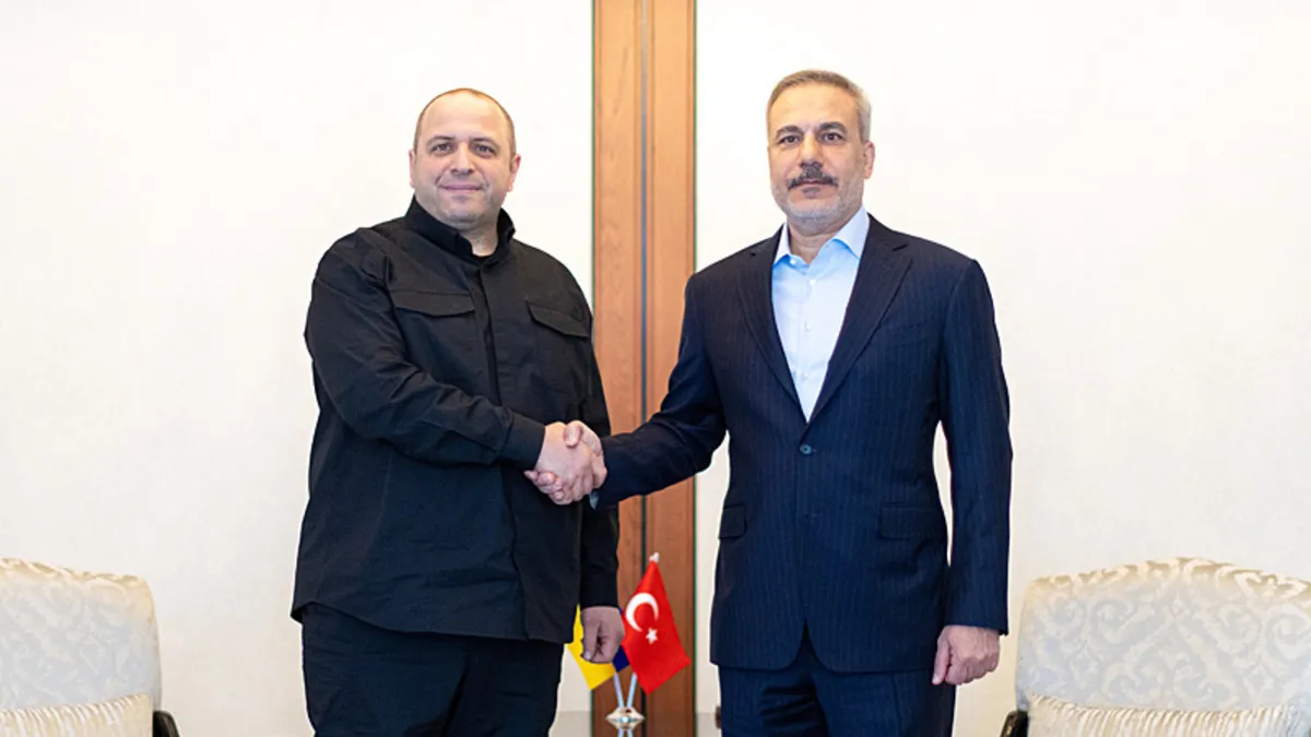 Bakan Fidan’dan diplomasi trafiği! Umerov ile görüştü