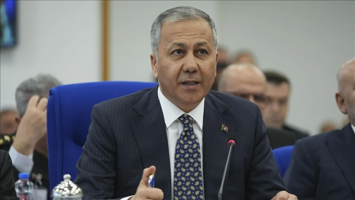 Bakan Yerlikaya duyurdu: Kar nedeniyle 3 bin 766 kişi güvenli bölgelere sevk edildi