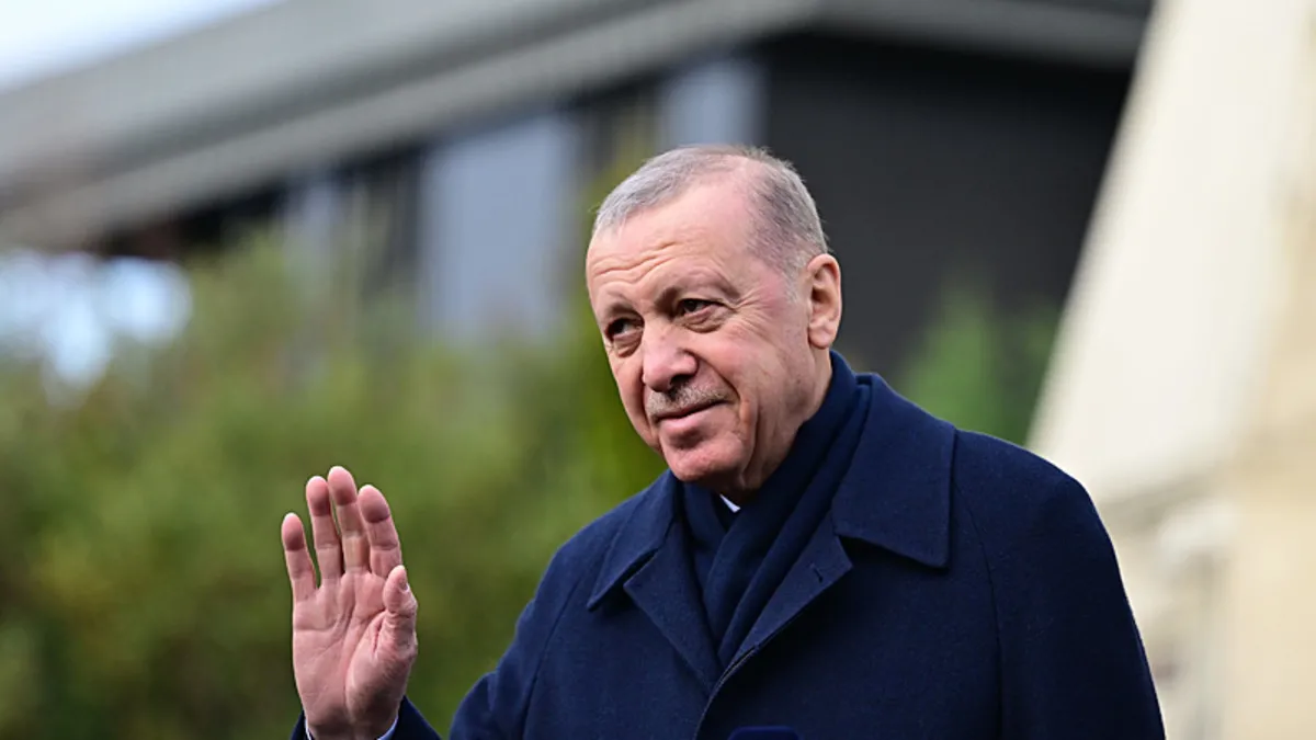 Başkan Erdoğan’dan diplomasi trafiği: Pazartesi günü Trump’la görüşeceğim