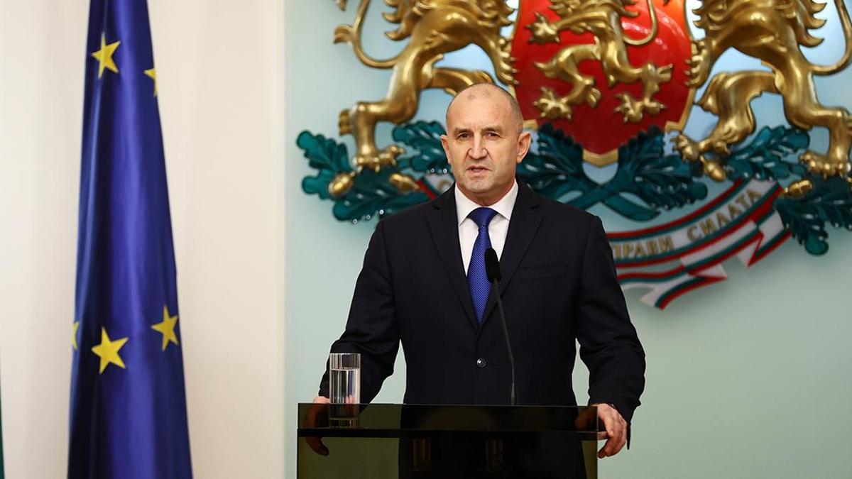 Bulgaristan Cumhurbaşkanı Rumen Radev istifa etti