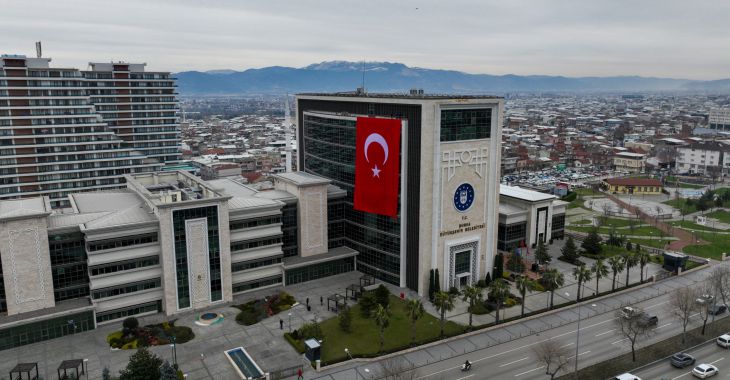 Bursa Türk bayraklarıyla donatıldı
