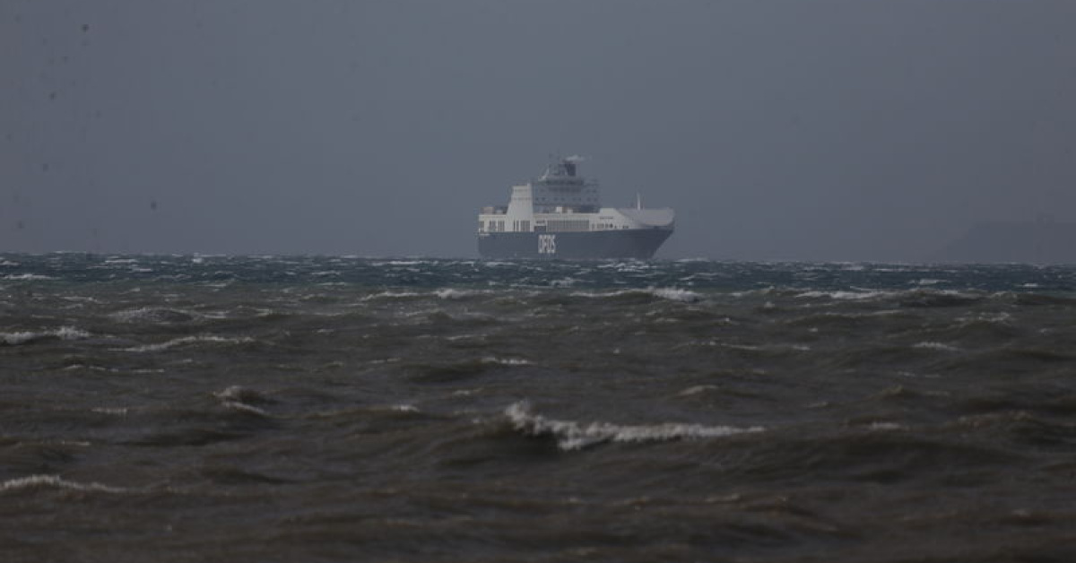 Çanakkale Boğazı transit gemi geçişlerine kapatıldı!