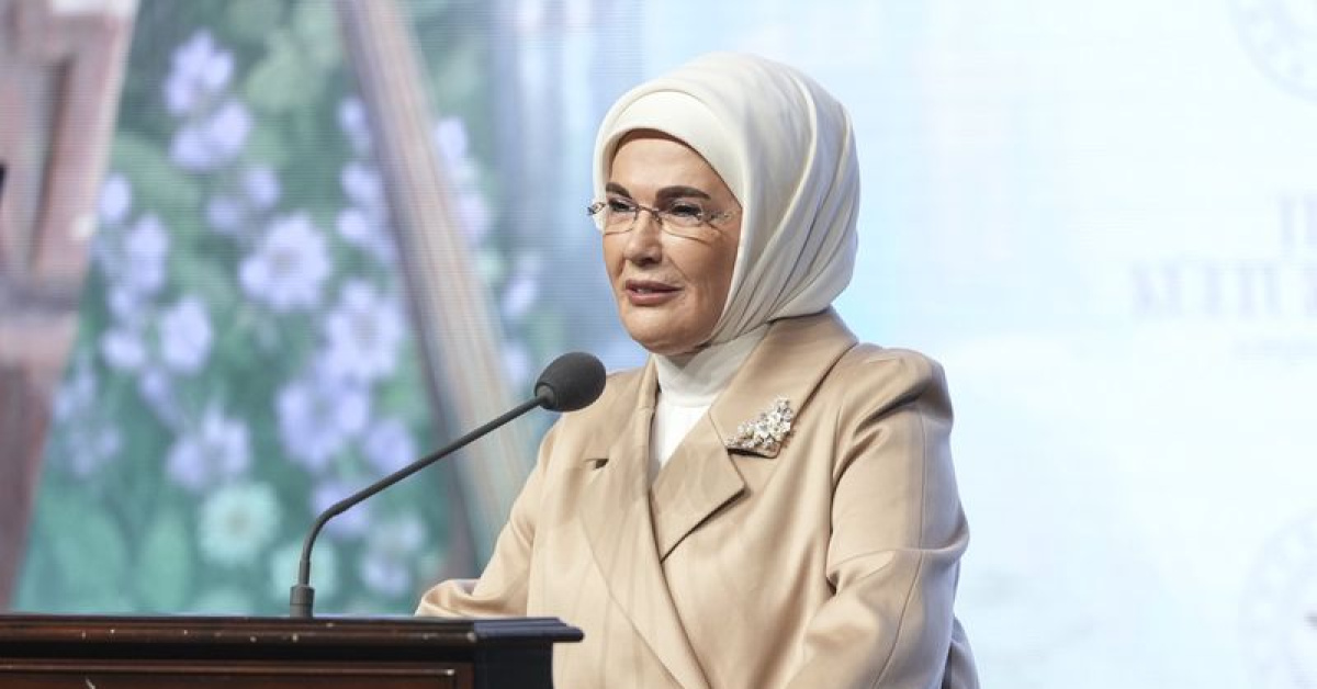 Emine Erdoğan, Tıp ve Kültür-Sanat Sempozyumu’nda konuştu