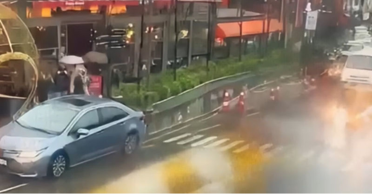 Fırtına tabelayı uçurdu! Yaşam mücadelesi veriyor