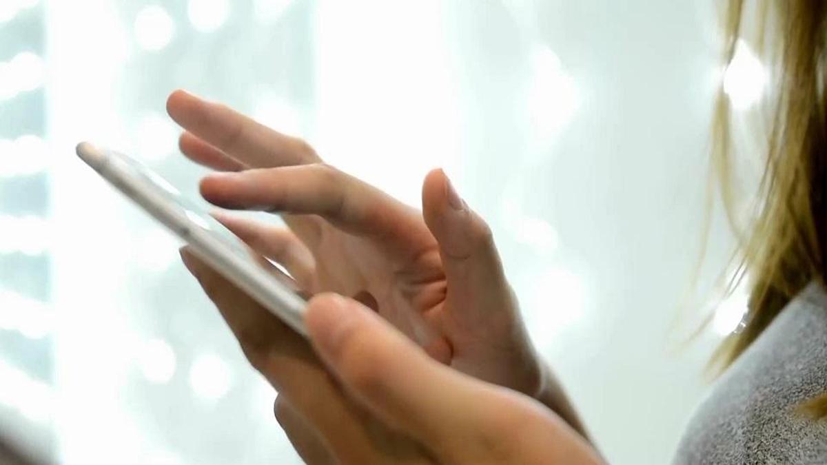 Fransa’da sanal medya yasağı adımı