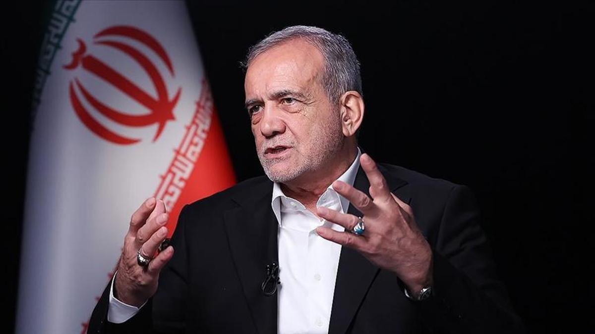 İran Cumhurbaşkanı Pezeşkiyan’dan dikkat çeken özeleştiri