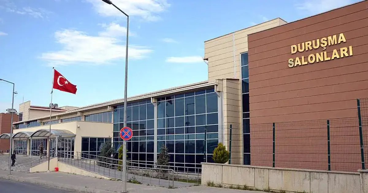 İstanbul Barosu davası. İbrahim Kaboğlu ve yönetim kurulu üyeleri beraat etti