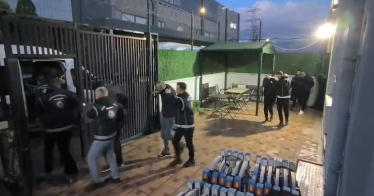 İzmir’de ‘insan ticareti’ operasyonu: 4 tutuklama