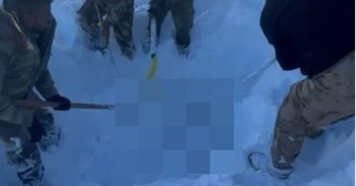 Kar altında cansız beden bulundu