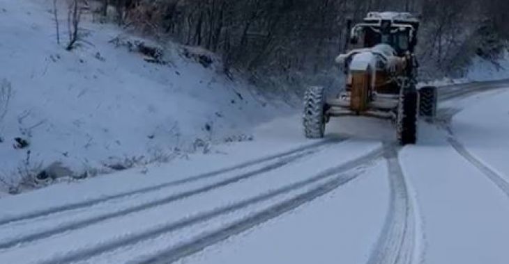 Karla kaplı yollar Bursa Büyükşehir’le açılıyor