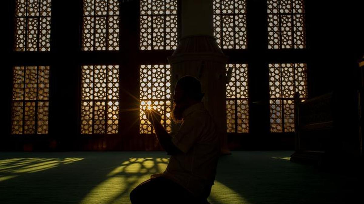 Nasuh Tövbesi Nedir, Nasıl Yapılır? Nasuh Tövbesi Anlamı, Yapılışı ve Duası: Nasuh Tövbesi Kur’anda Nasıl Anlatılıyor?