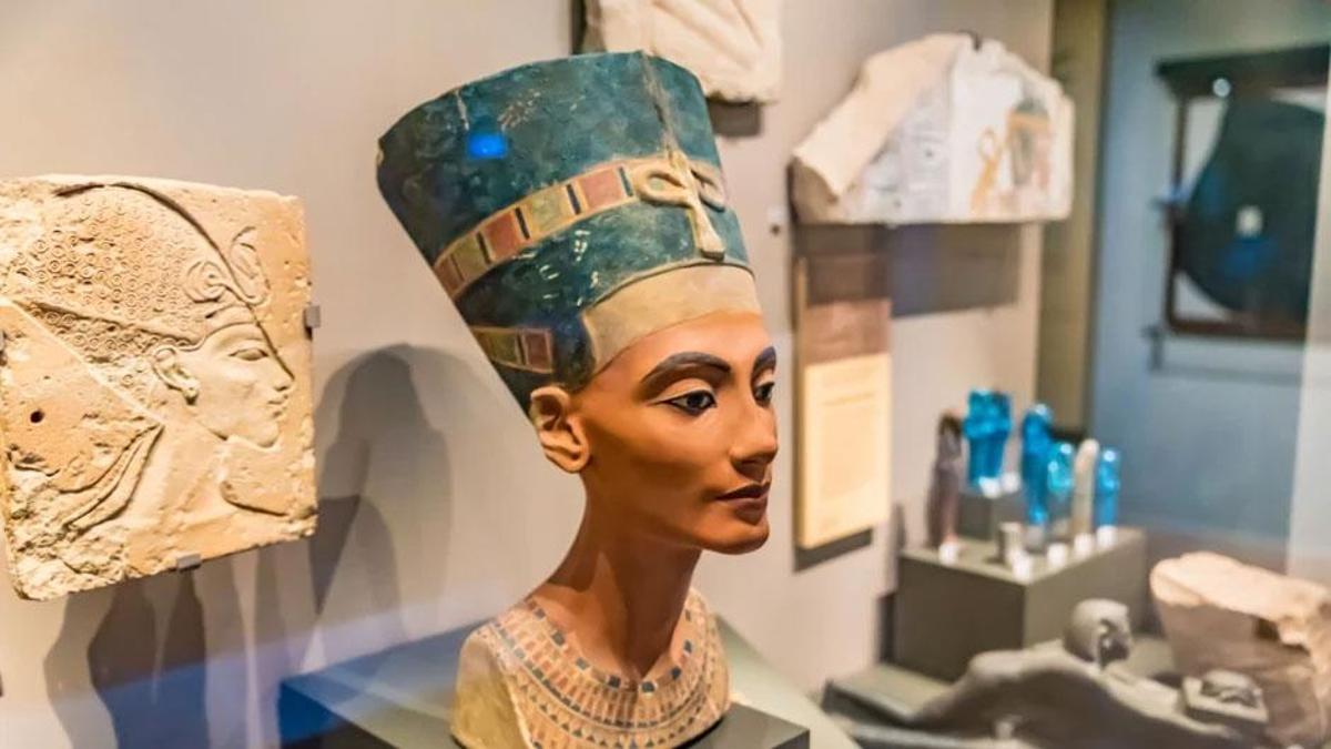 Nefertiti’nin kayıp mezarı için “yüzyılın keşfi” kapıda