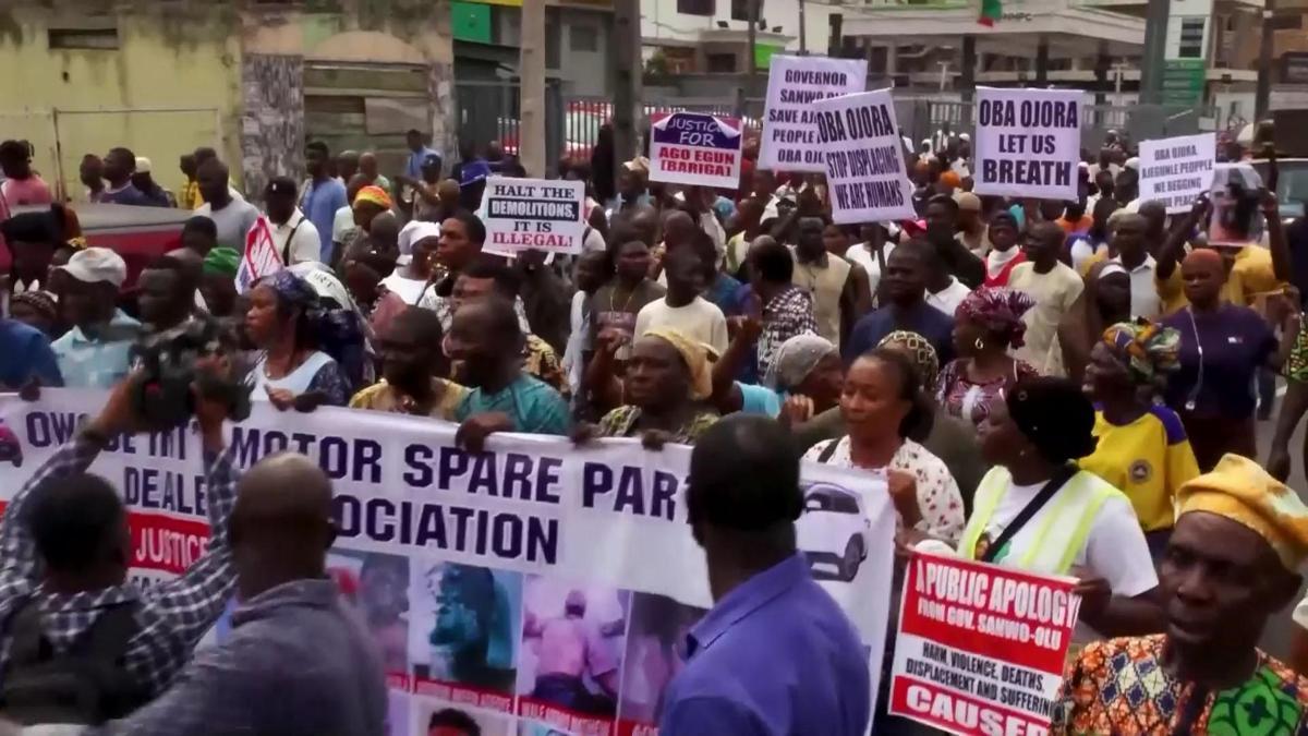Nijerya’da yıkım protestosu: Polis müdahale etti