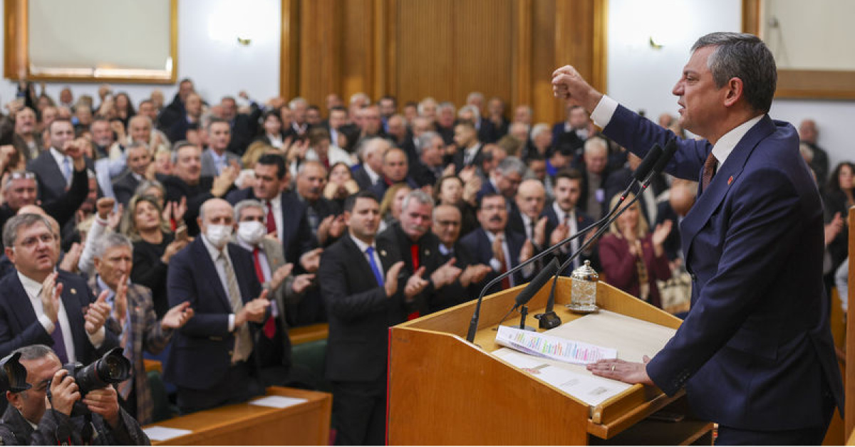 Özel’den Bahçeli’ye emekli önerisi