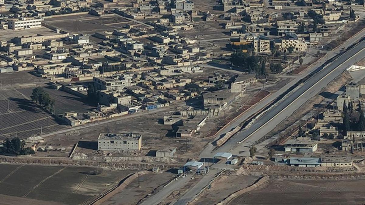 SON DAKİKA! Suriye ordusundan SDG’ye yeni operasyon: Hedefler ateş altında!