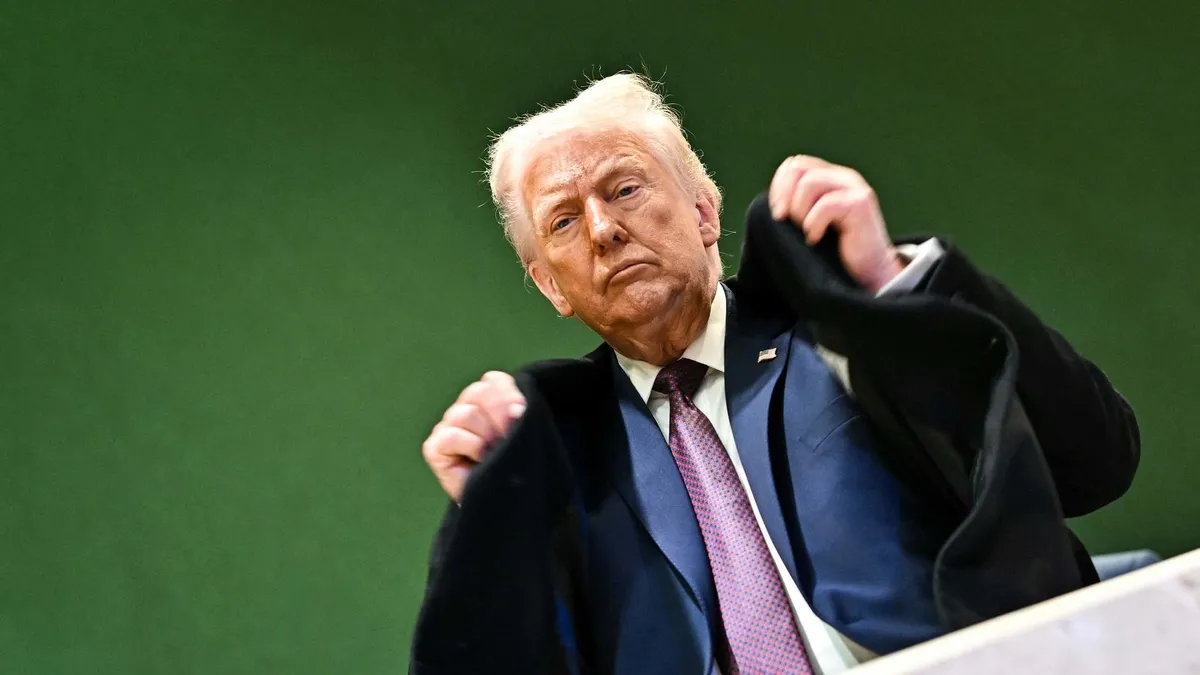 Trump Kanada’yı uyardı: Çin anlaşmasına gümrük vergisi resti