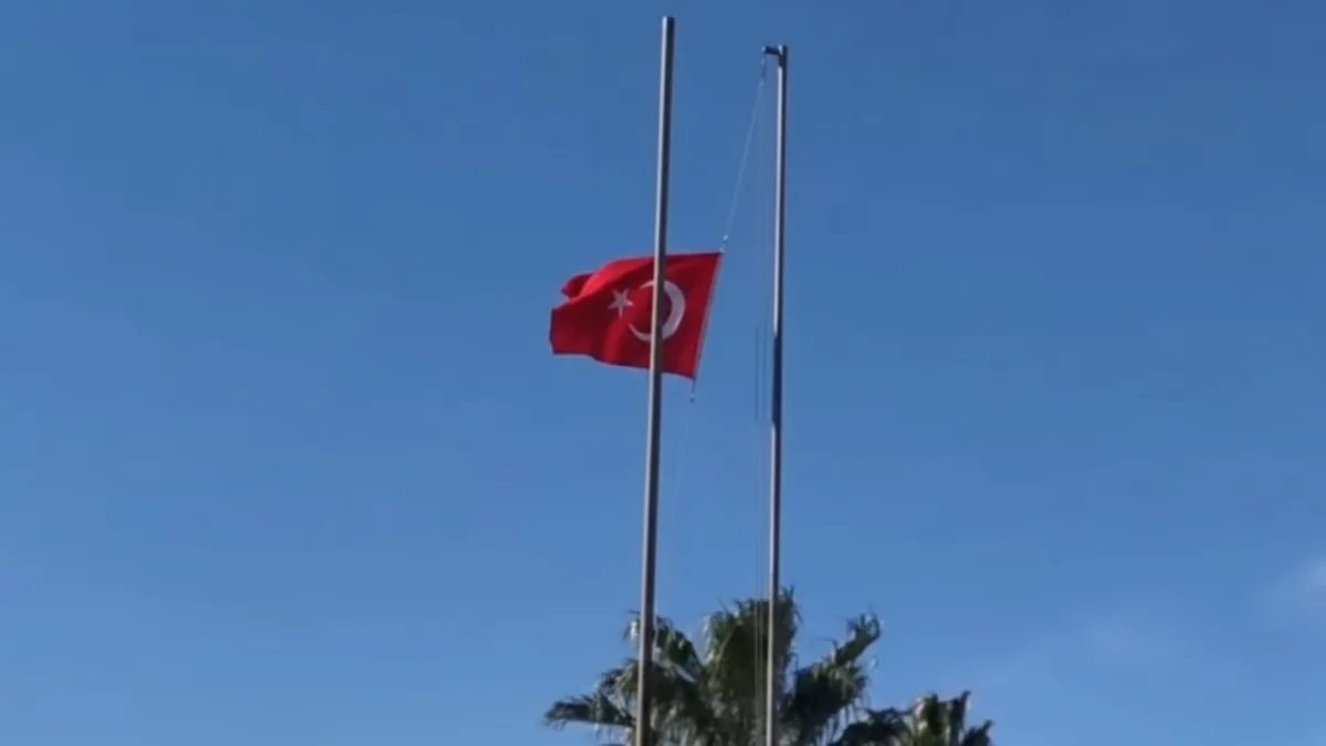 Türk Bayrağı’na alçak saldırıya Ankara’dan jet yanıt: Soruşturma başlatıldı