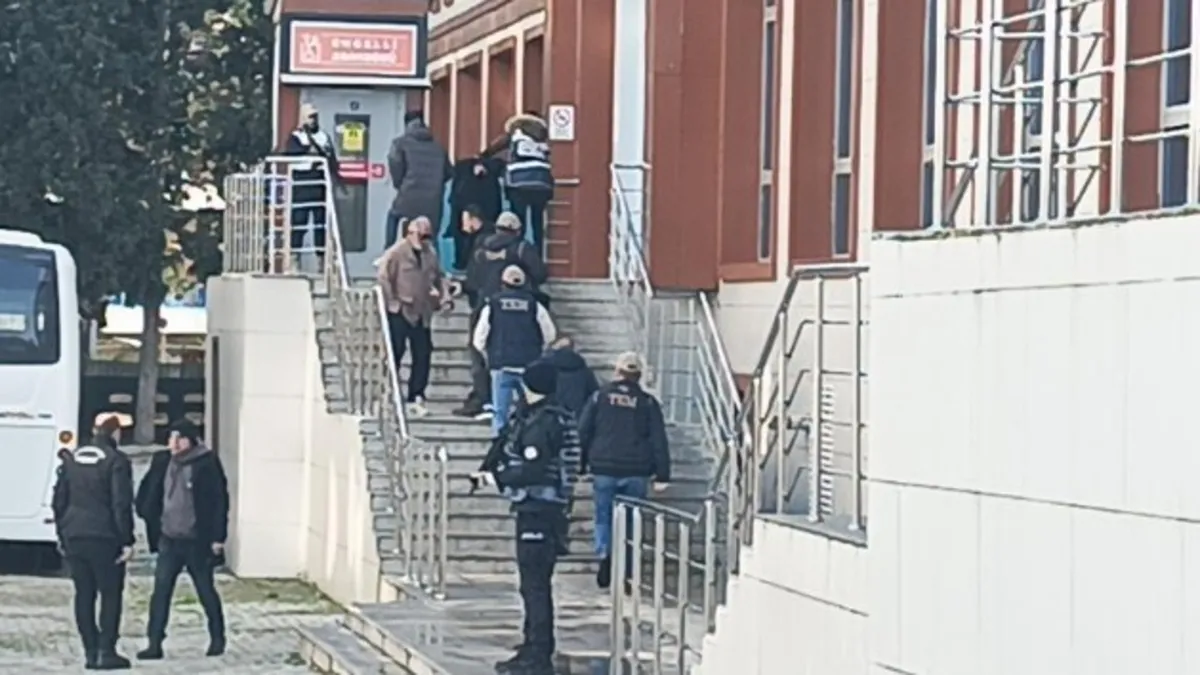 Yalova’da 3 polisimizin şehit olduğu DEAŞ operasyonunda gelişme! Tutuklu sayısı 56 oldu