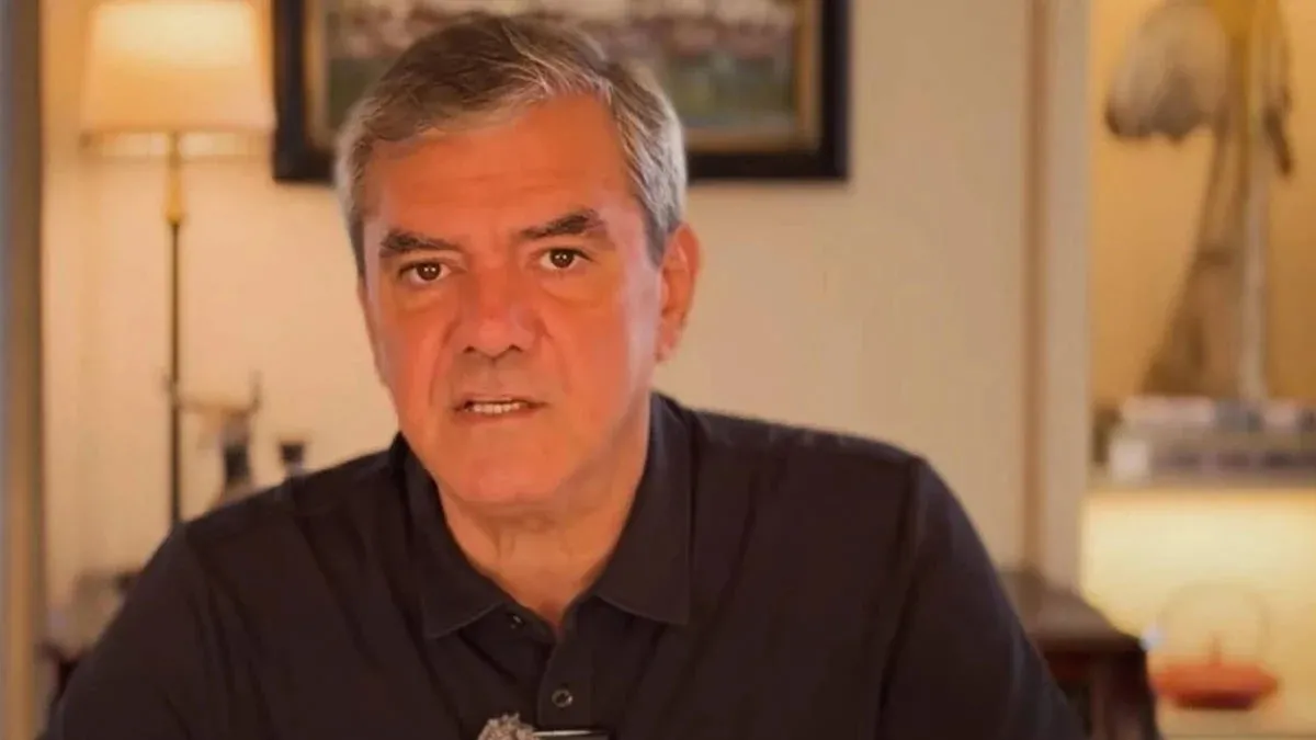 Yılmaz Özdil’den Yunanlı isme sert cevap! ‘Tayyip Erdoğan’ın terliğini bile alamazlar buradan’