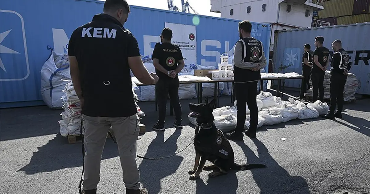Zehir tacirlerine operasyon. Kilolarca uyuşturucu ele geçirildi