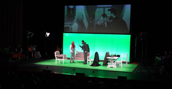 ‘ADİLLER’ seyircisiyle buluştu