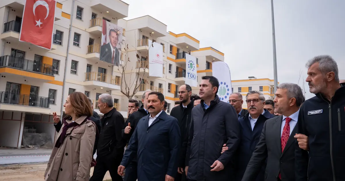 Bakan Kurum deprem seferberliğini anlattı. “11 ilde 3 bin 481 şantiye kurduk”