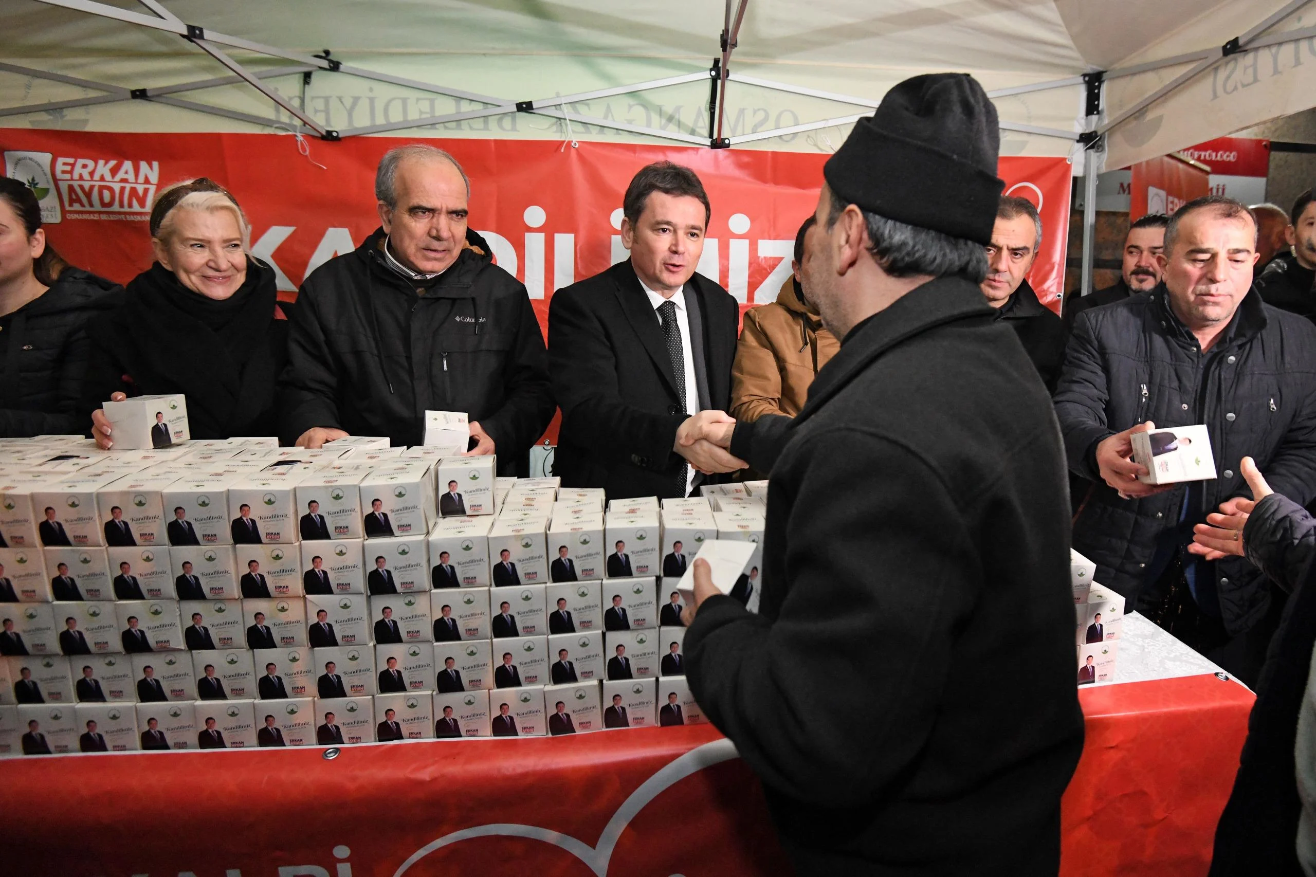 Başkan Aydın, Berat Kandili’nde Vatandaşlarla Buluştu