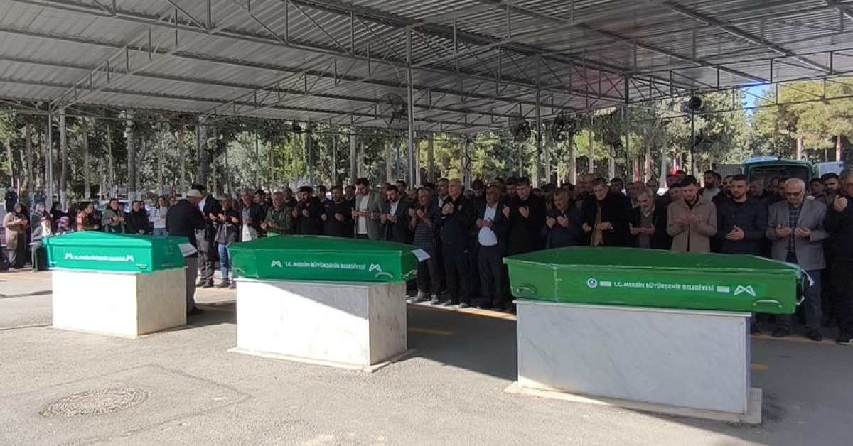 Cipin çarptığı 3 kız çocuğu yan yana toprağa verildi!