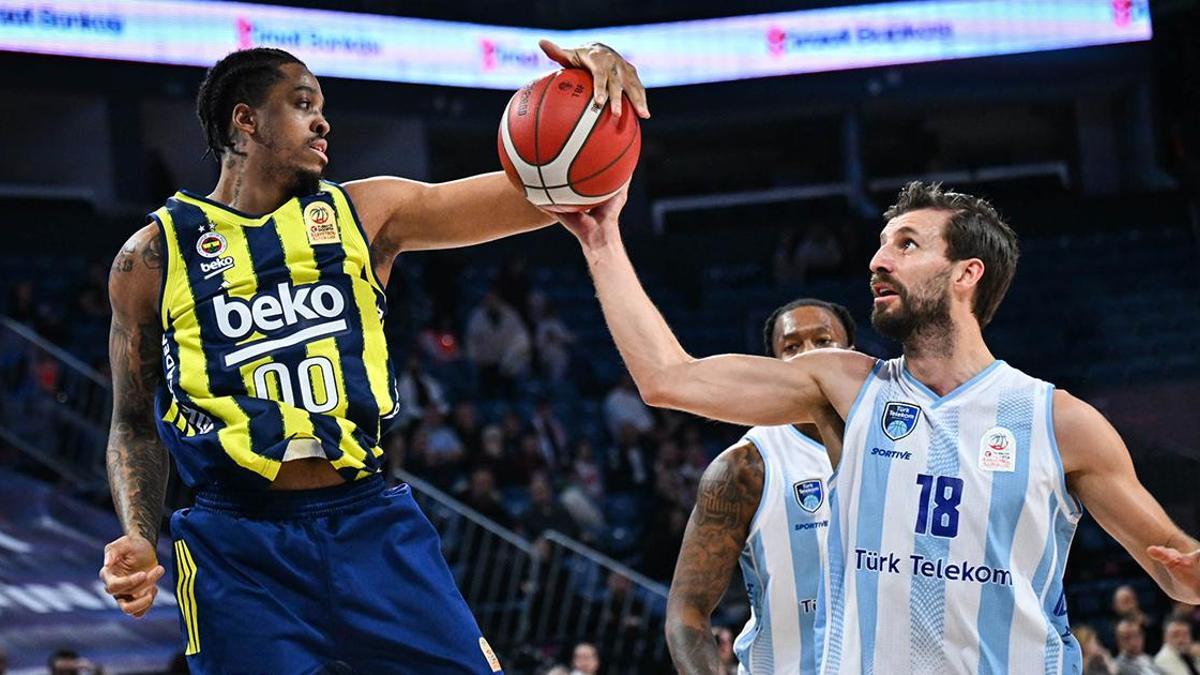 Fenerbahçe, finalde Beşiktaş’ın rakibi oldu