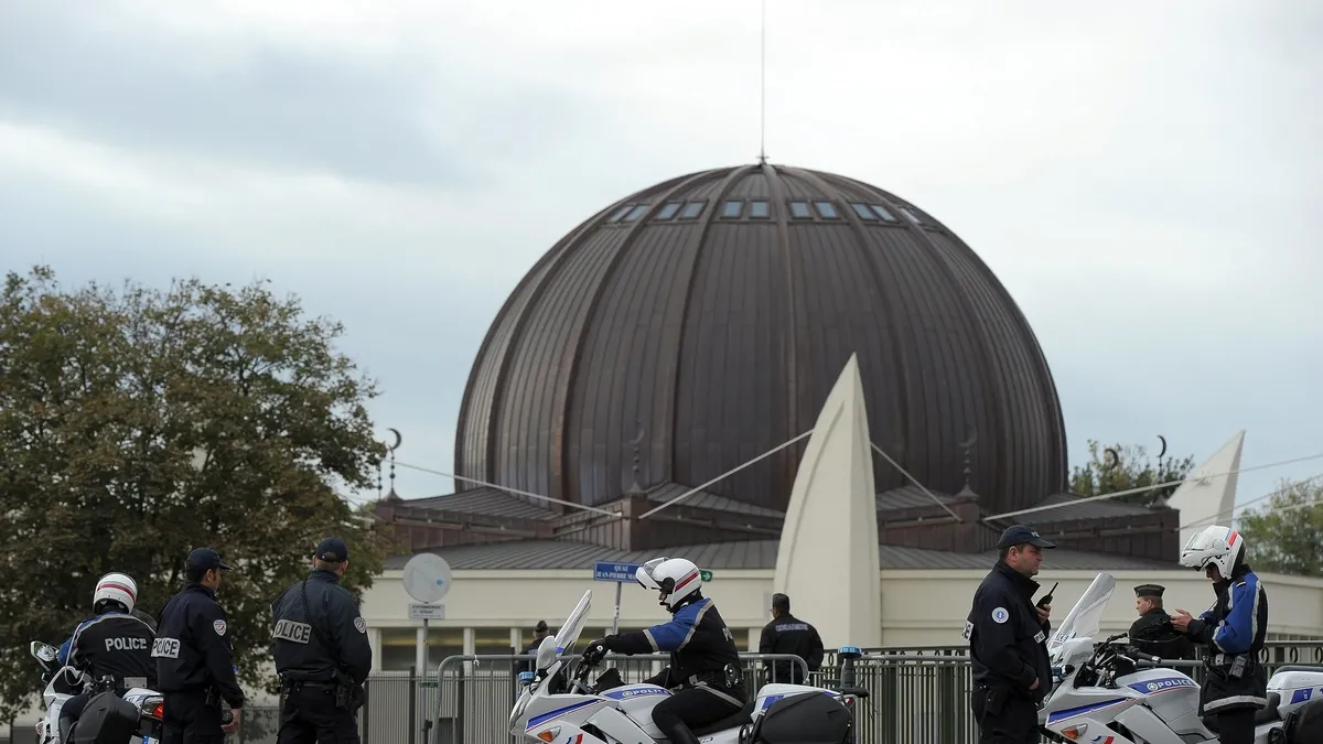 Fransa’da İslam’ı seçen Adeline: “İslam benim için barış dini”