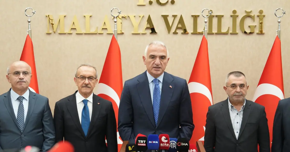 Gerçek üç yıl sonra ortaya çıktı. Bakan Ersoy, Malatya’da depremde ölümden dönmüş