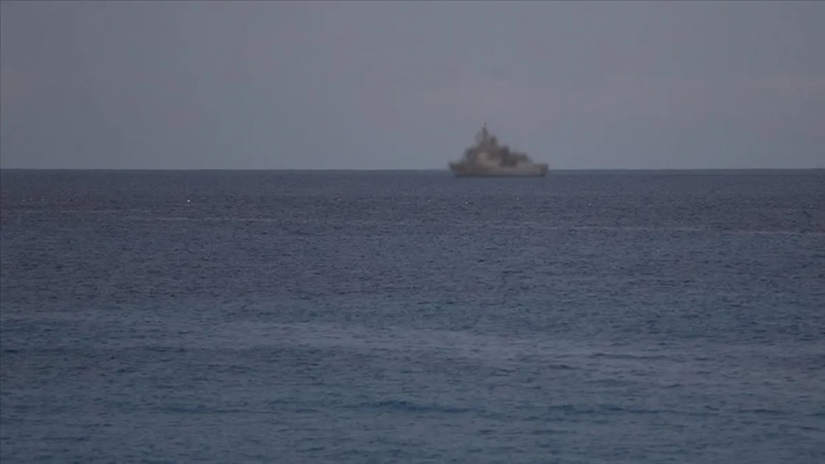 Gerilim tırmanıyor! İran ABD gemilerine el koymak istedi