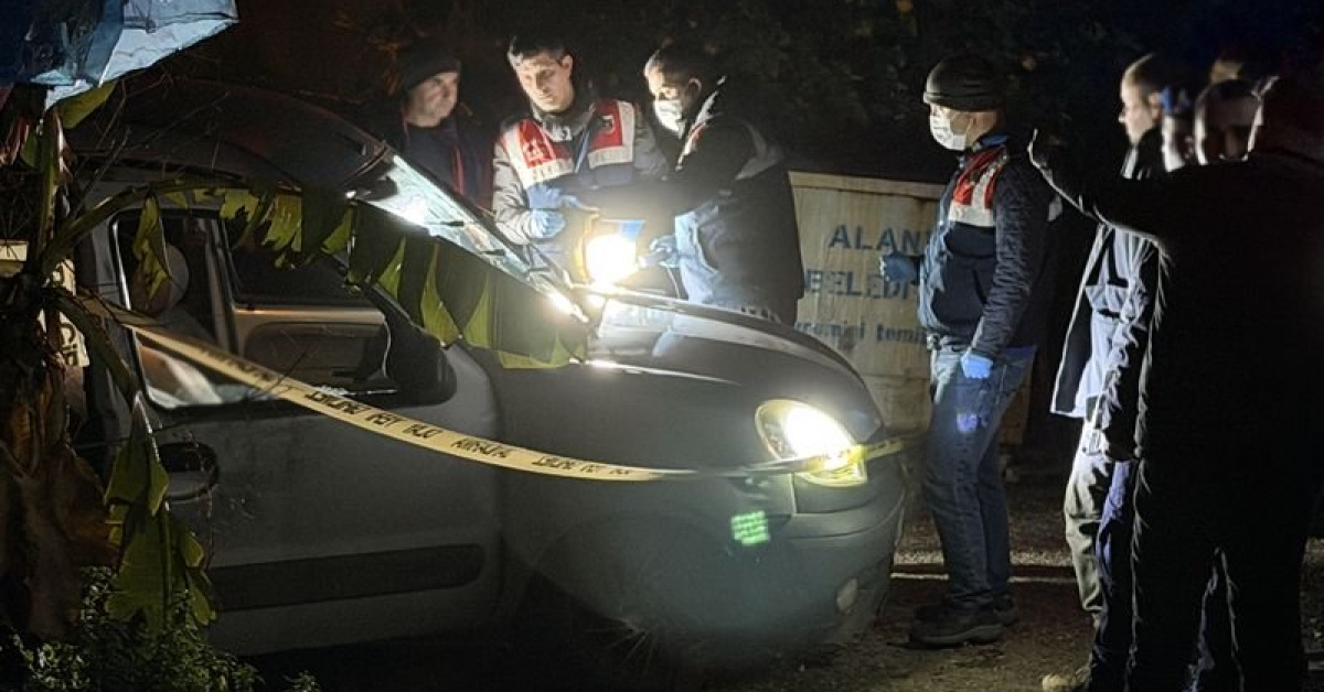 Hafif ticari araca silahlı saldırı: 1 ölü