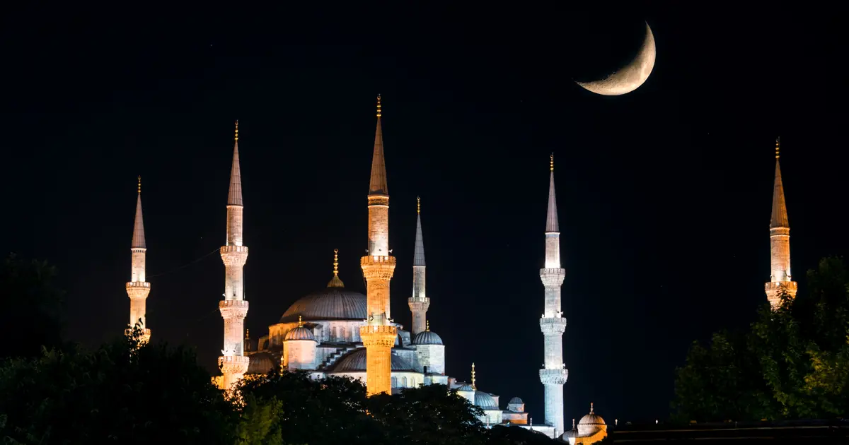 İl il sahur saatleri 2026: İstanbul, Ankara ve İzmir’de sahur saat kaçta? (Diyanet Ramazan imsakiyesi)