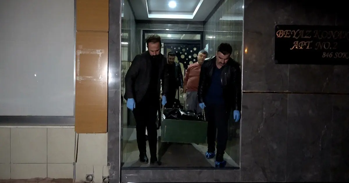 İnternetten tanıştığı kişi defalarca bıçaklayarak öldürdü