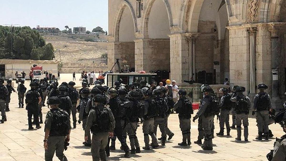 İsrail polisi, Mescid-i Aksa İmamı Abbasi’yi gözaltına aldı