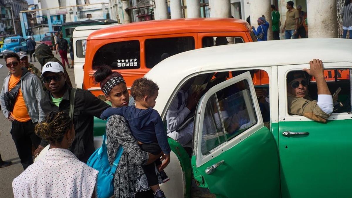 Küba’da yakıt krizi: Üniversiteler ve bankalar saatleri değiştirecek… Oteller kapılarını kapattı!