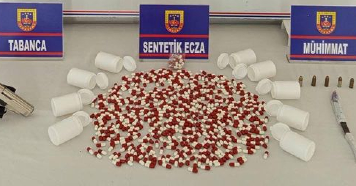 Manisa’da uyuşturucu operasyonu: 3 tutuklama
