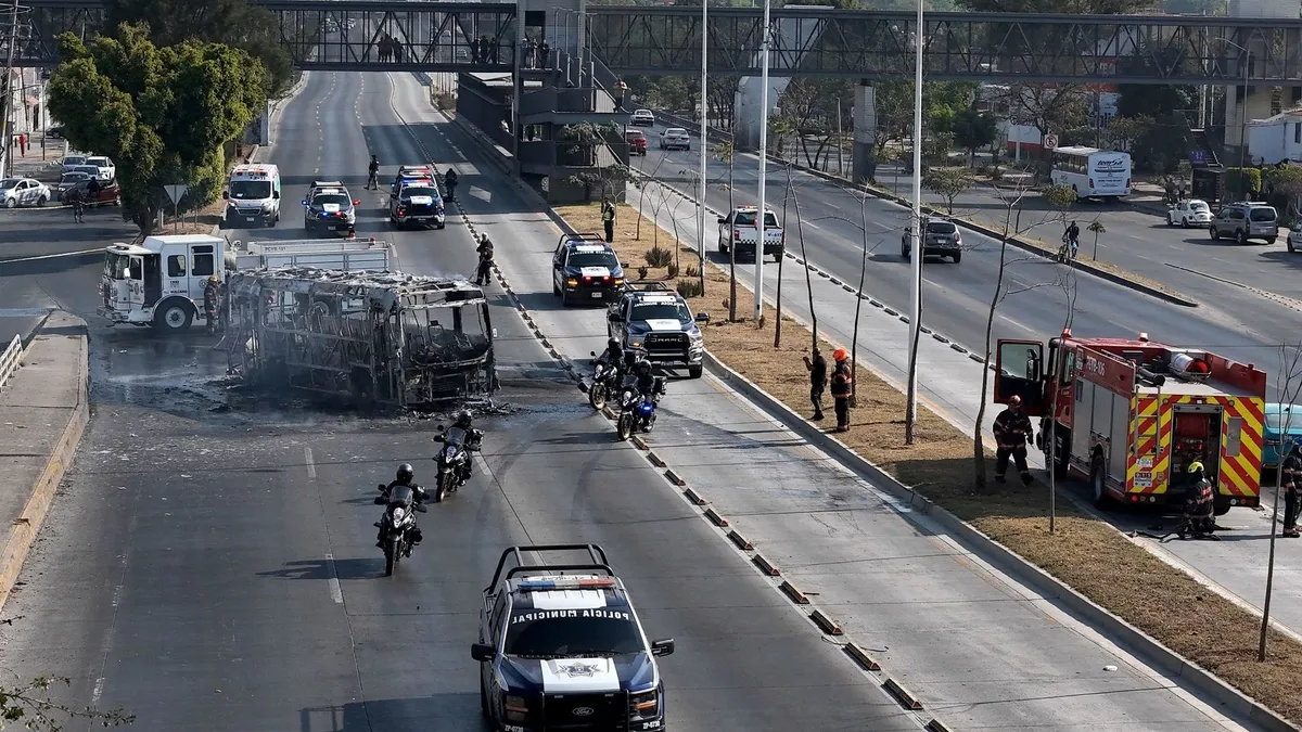 Meksika’da kaos! Kartel lideri öldürüldü çete üyeleri polisle çatıştı