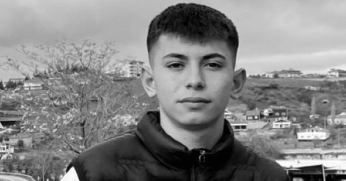 Motosiklet devrildi! Liseli sürücü hayatını kaybetti