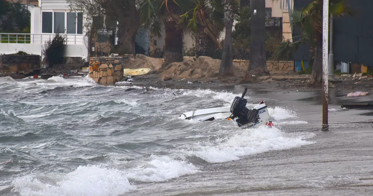 Muğla’da fırtına alarmı. Bodrum ve Milas’ta okullar tatil edildi