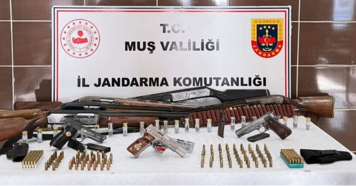 Muş’ta silah ve mühimmat ele geçirildi