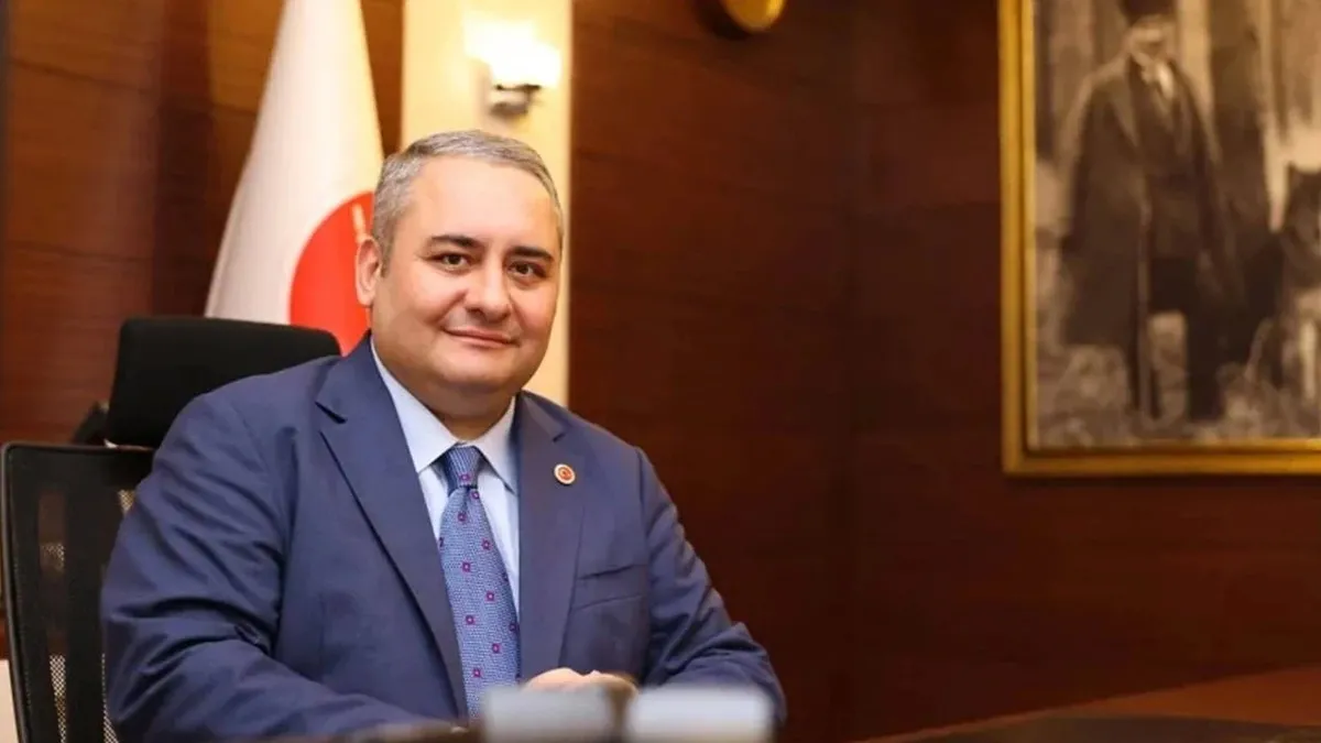 “Özgür Özel tehdit mesajı attı” diyerek duyurdu! Keçiören Belediye Başkanı Mesut Özarslan CHP’den istifa etti