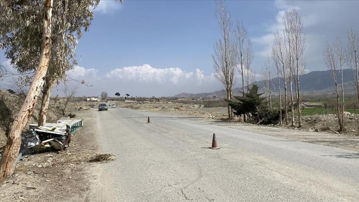 Pakistan-Afganistan sınırında çatışmalar sürüyor