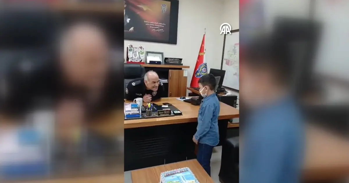 Polislerden lösemiyi yenen Ahmet’e doğum günü sürprizi