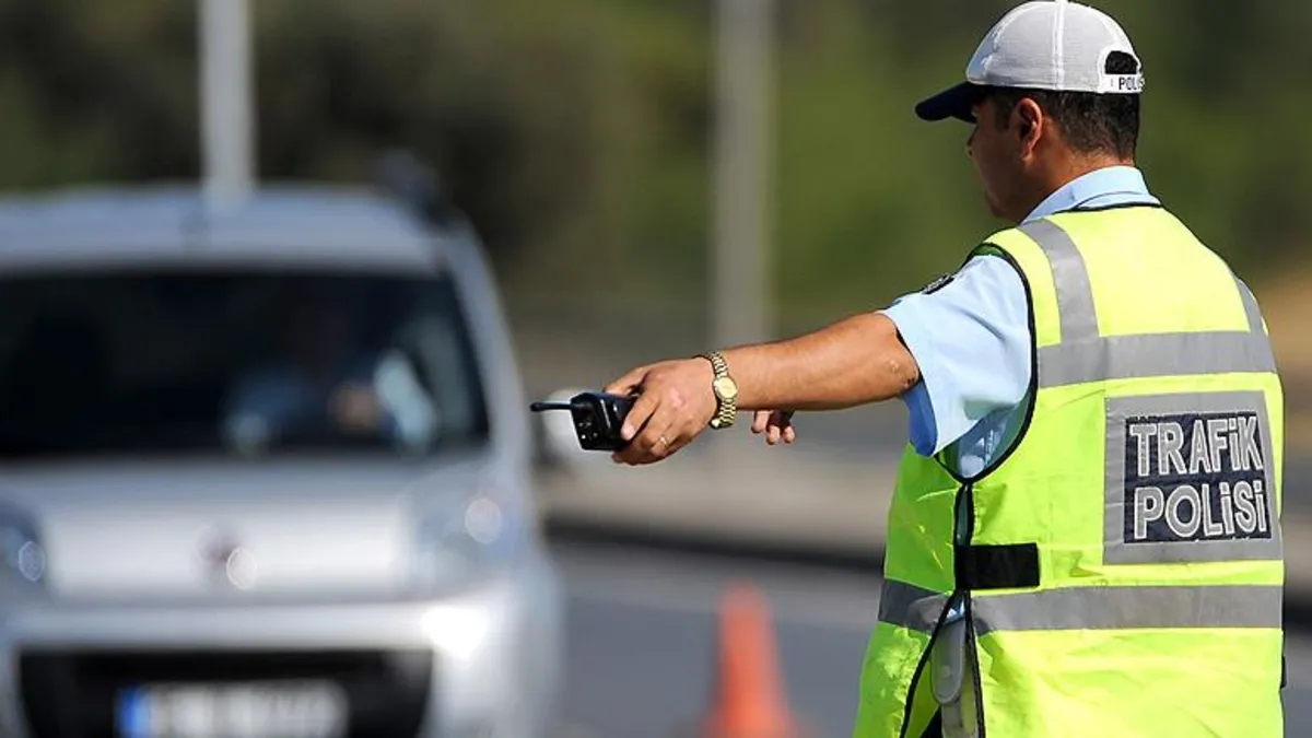 TBMM’de trafik düzenlemeleri içerek teklif kabul edildi! Kurallara uymayana cezalar ağırlaştırıldı