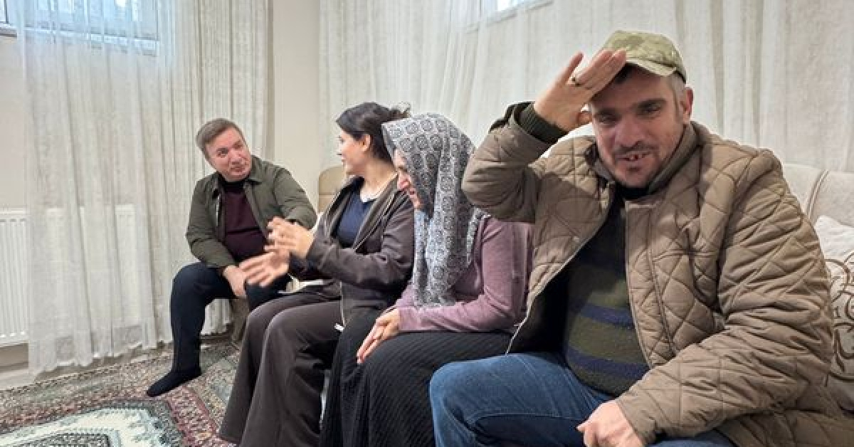 Vali Aydoğdu, engelli kardeşlerine bakan Çilem’in hikayesini paylaştı