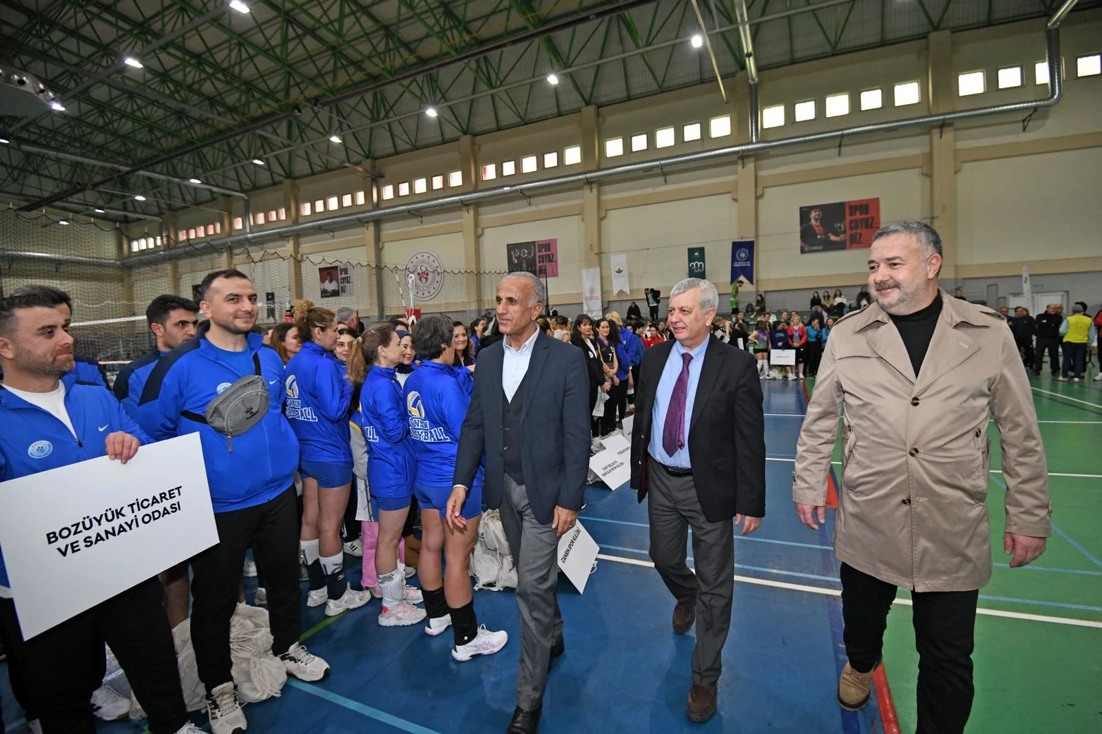 Osmangazi’de 700’üncü Yıla Özel Voleybol Turnuvası
